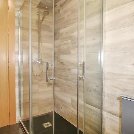 3 Bedroom Gorgeous In Appartement Alicante